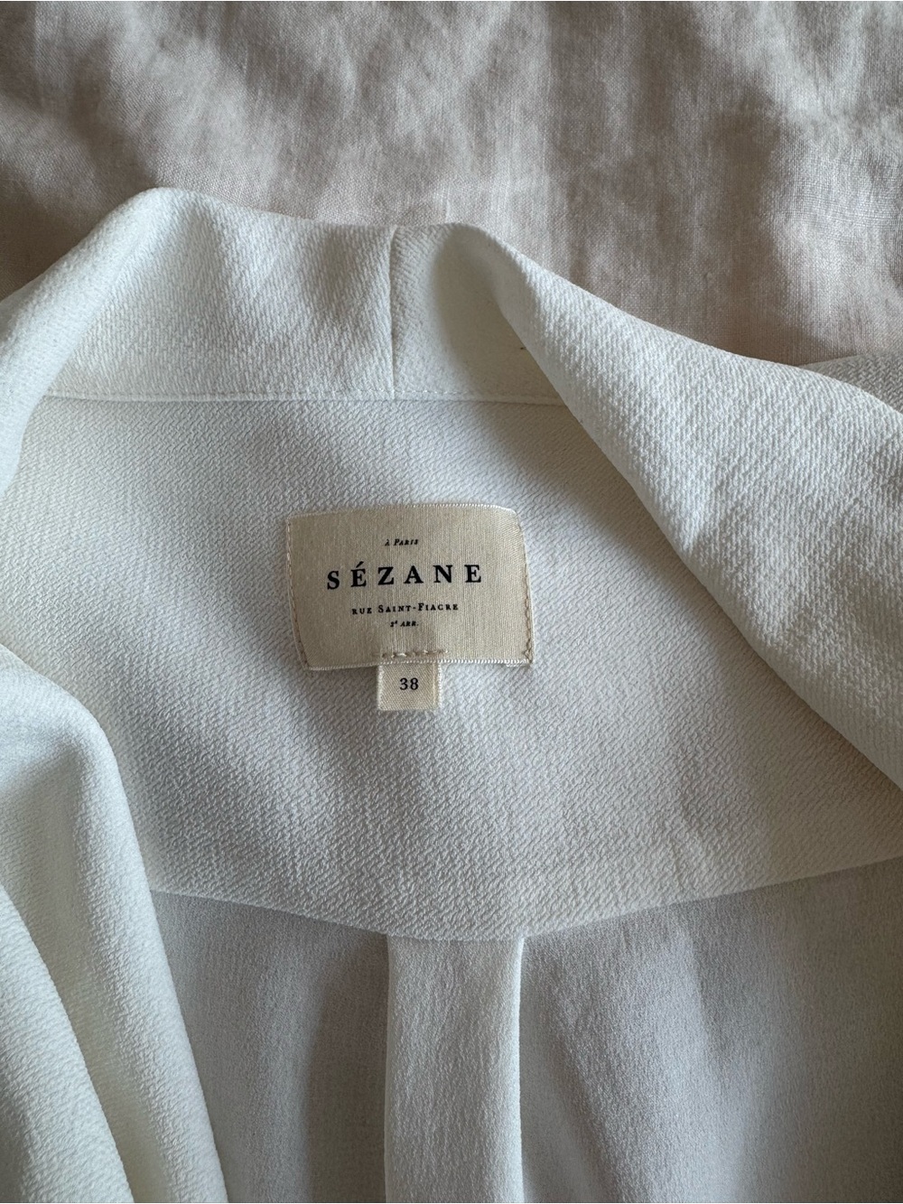 Sézane Ecru draped wrapped blouse in white size 38 - Picture 3 of 3
